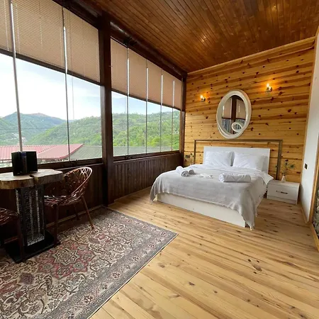 Aho 103 Dag Manzarali Panzió Trabzon