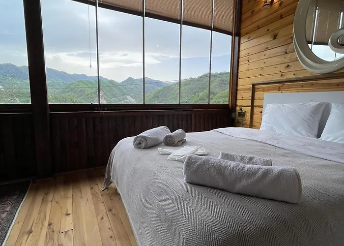 Aho 103 Dag Manzarali Bed and breakfast 3*